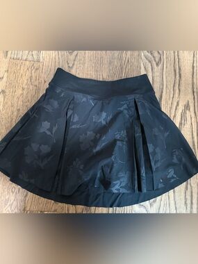 Nike Black Floral Jacquard Skater Skirt